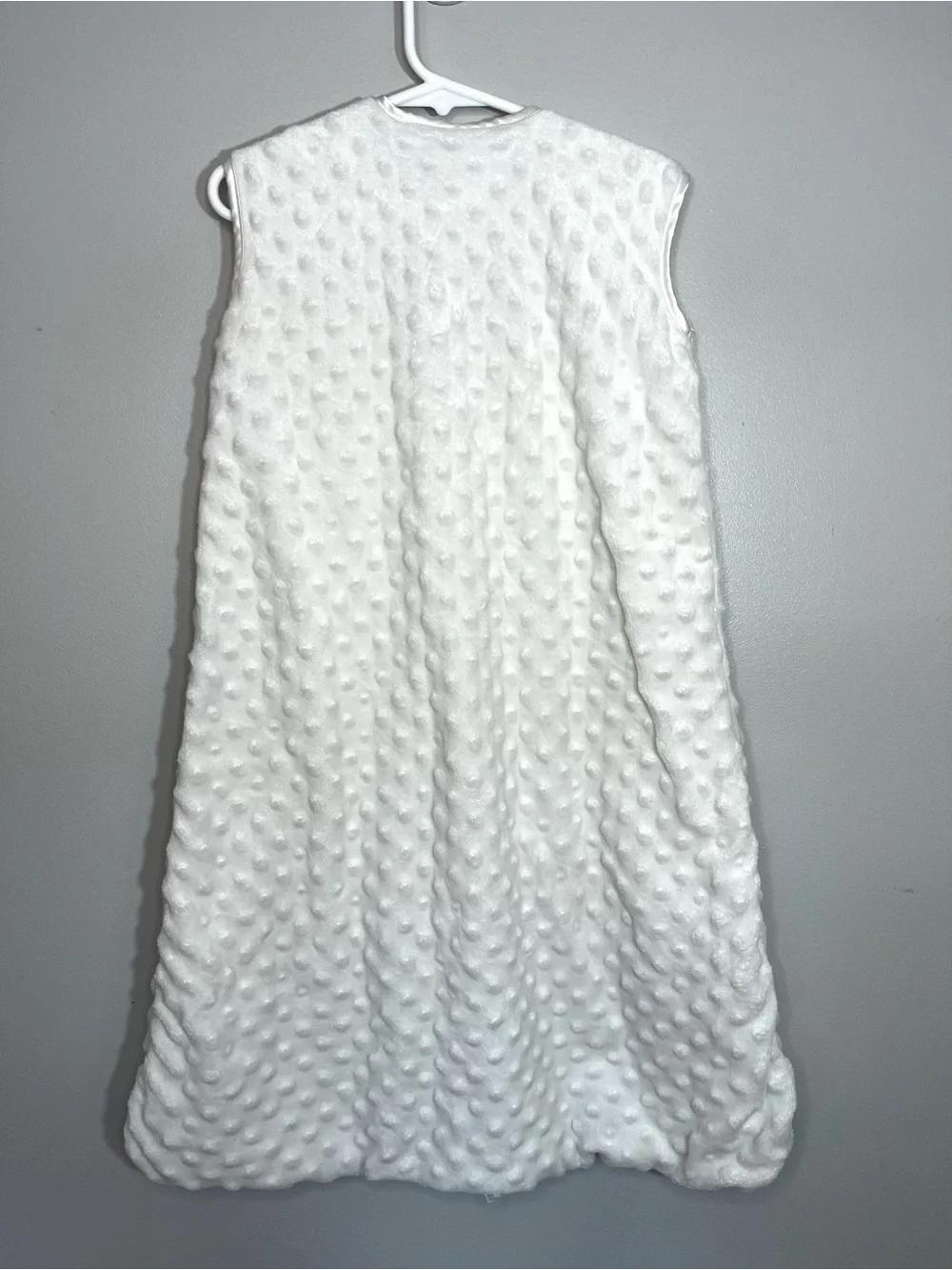 HALO Medium SleepSack Ivory Plush Wearable Blanket 6-12 months